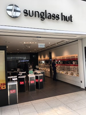 sunglass-hut